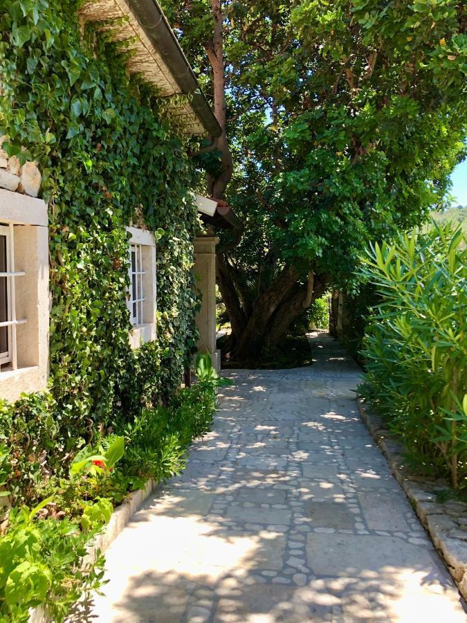 Villa Stone House Retreat à Mali Lošinj Extérieur photo