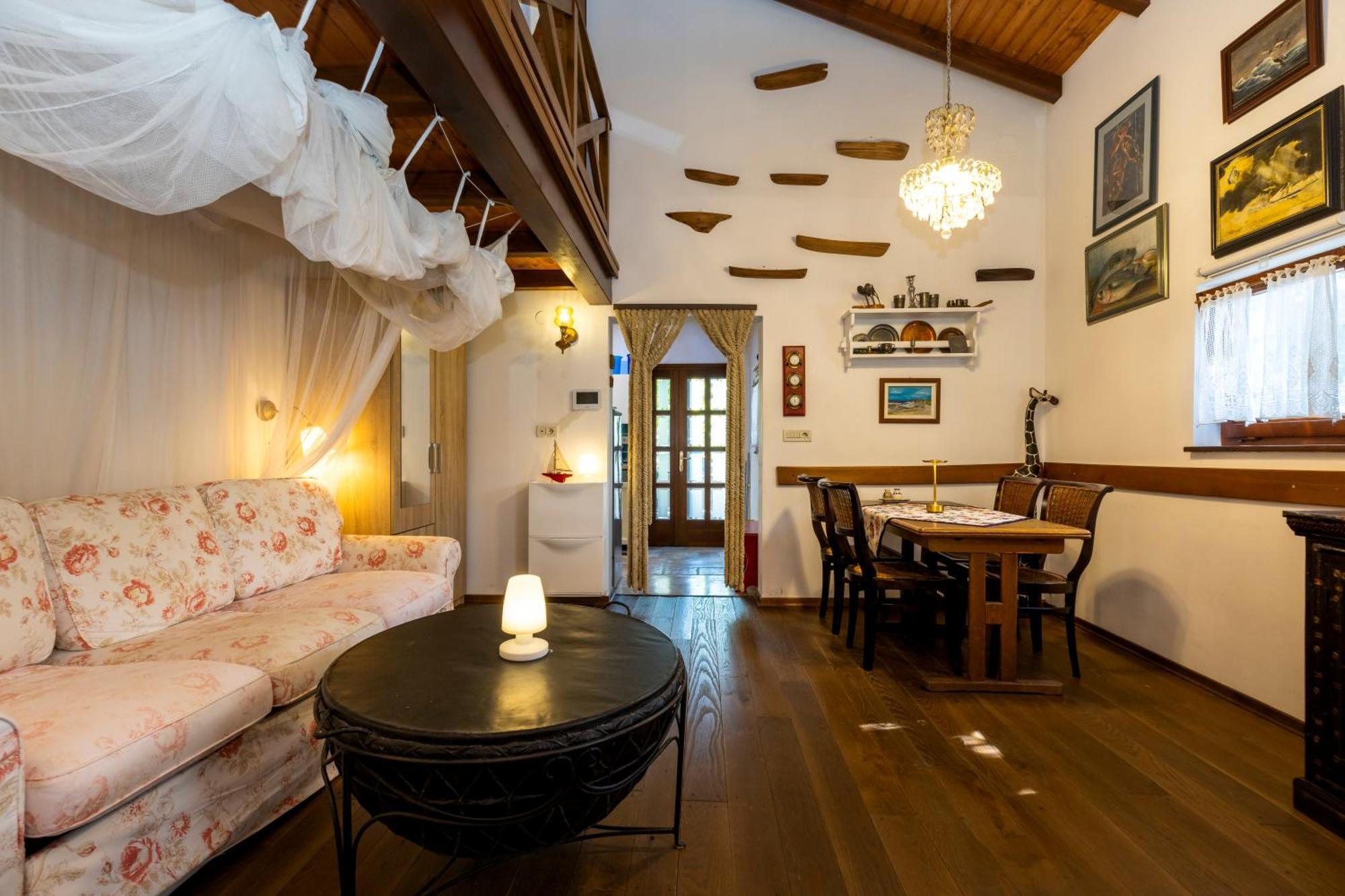 Villa Stone House Retreat à Mali Lošinj Extérieur photo