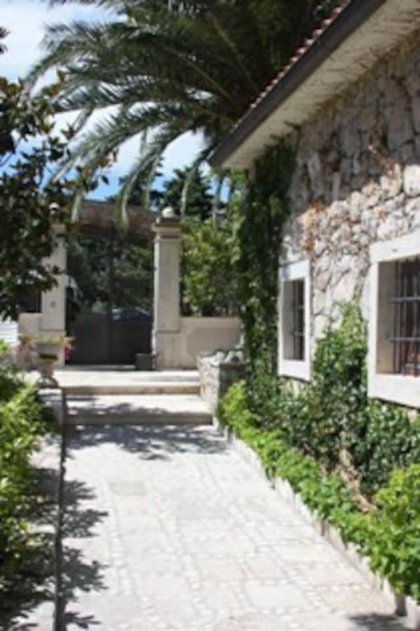 Villa Stone House Retreat à Mali Lošinj Extérieur photo